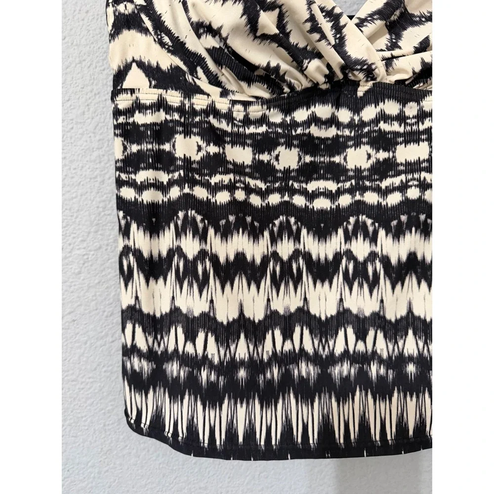 Badgley Mischka Womens Black White Ikat Print Tankini Swim Top Size 10 V-Neck
